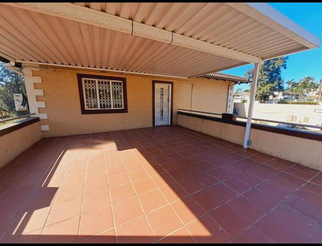 2 BEDROOM TOWNHOUSE FOR SALE IN BRINDHAVEN